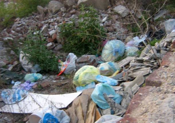 discarica abusiva busto arsizio