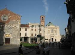 gallarate piazza san pietro basilica