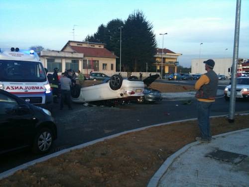 incidente stradale tradate varesina 2011