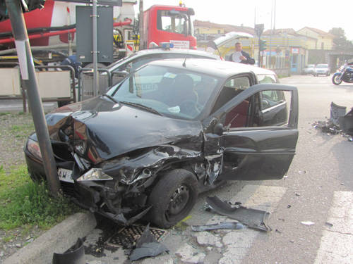 incidente tradate aprile 2011 varesina