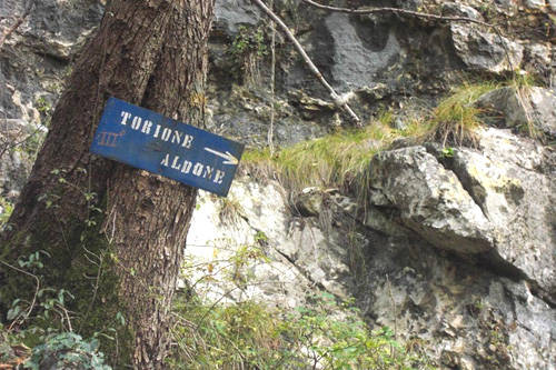 passeggiata valganna 22 aprile