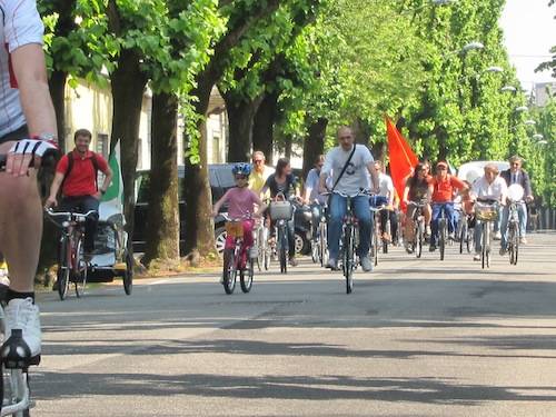 biciclettata centrosinistra gallarate maggio 2011