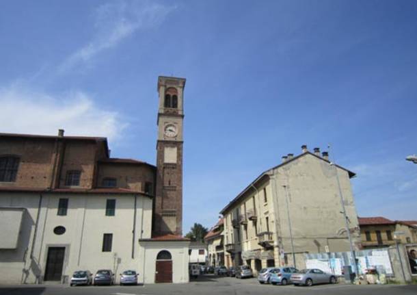 busto arsizio quartieri  piazza chiesa sacconago