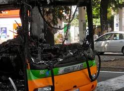 incendio autobus busto arsizio maggio 2011