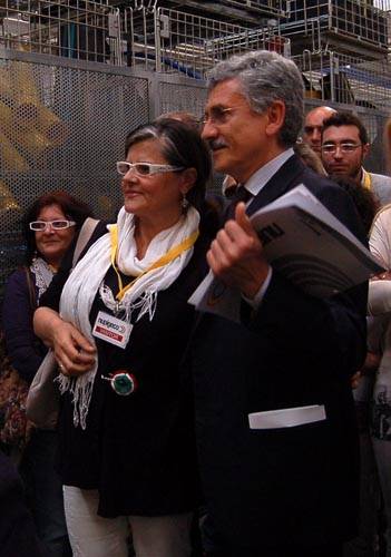 massimo d'alema busto arsizio carlo stelluti nupigeco maggio 2011