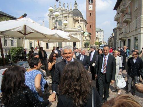 pierferdinando casini busto arsizio maggio 2011 iadonisi