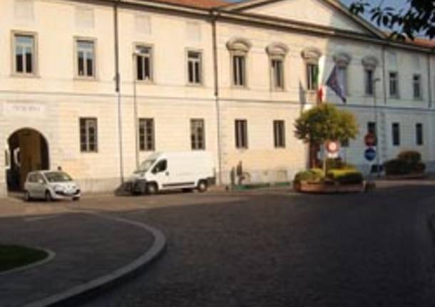 busto arsizio municipio palazzo gilardoni apertura