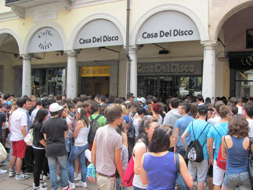 club dogo casa del disco varese