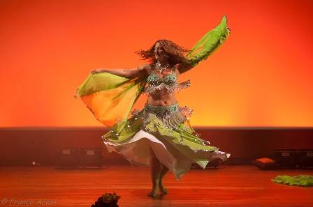 Nashat, spettacolo di danza del ventre, Ileana Maccari