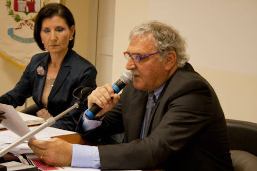 primo consiglio comunale albizzate 2011