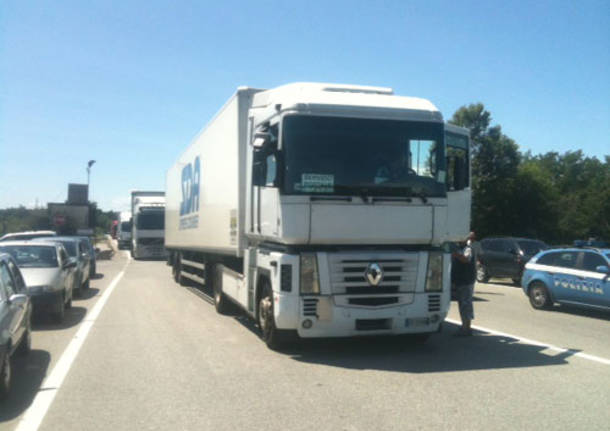 cargo city blocco camion malpensa