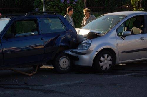incidente castronno tamponamento luglio 2011