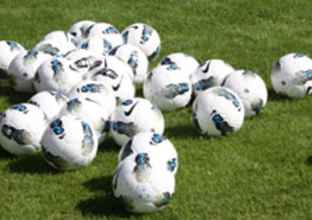 pallone calcio apertura 2011-2012