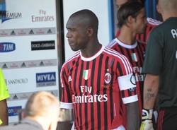 seedorf milan solbiatese amichevole calcio luglio 2011