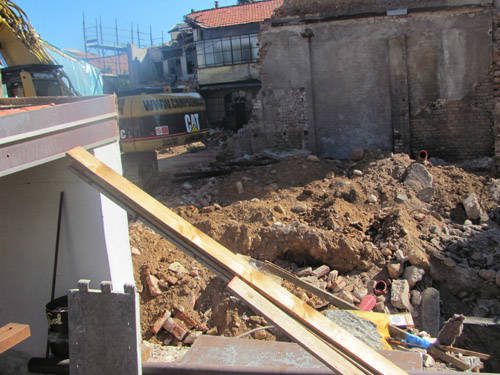 abbattimento tradate edificio agosto 2012