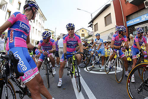 tre valli partenza besozzo agosto 2011 ciclismo