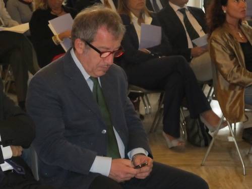 inaugurazione agenzia del turismo varese