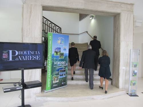 inaugurazione agenzia del turismo varese