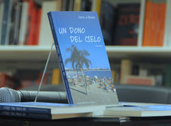 libro feltrinelli ariel e robin foto luca magro