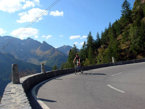 Mario Pistocchini bici germignaga san gottardo