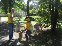 saronno puliamo il mondo 2011