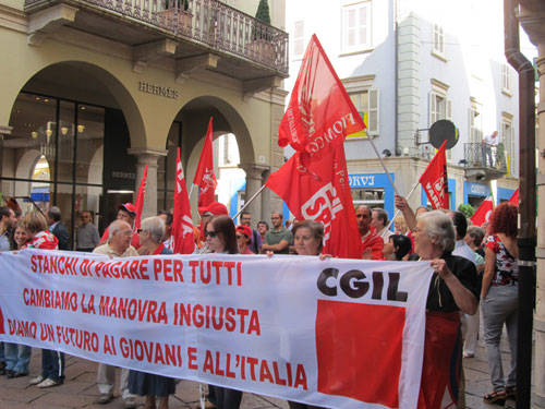 sciopero generale cgil piazza monte grappa 2011