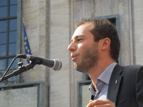 sciopero generale cgil piazza monte grappa 2011