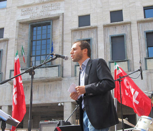 sciopero generale cgil piazza monte grappa 2011