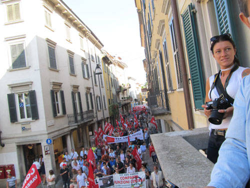 sciopero generale cgil piazza monte grappa 2011