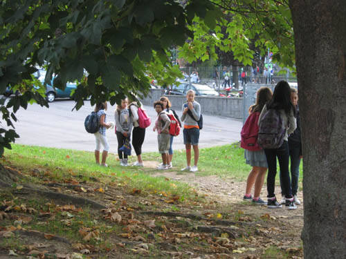 scuola inizio anno 2011 2012 primo giorno studenti