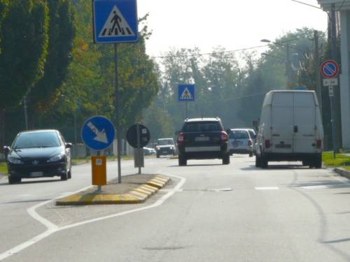 via aleardi gallarate buche