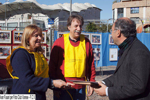 foto club varese piazza repubblica 9 ottobre 2011