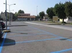 gavirate parcheggi a pagamento piazza unes