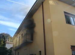 incendio cgil tradate ottobre 2011