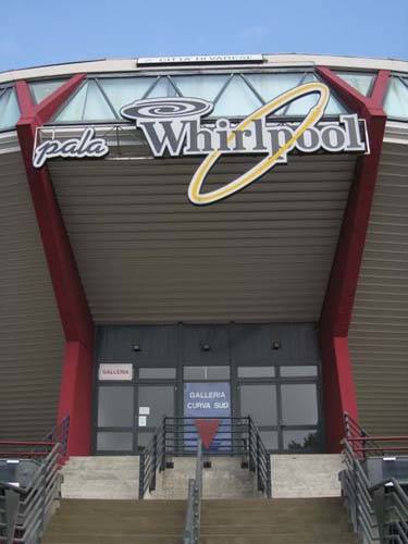 palawhirlpool varese ristrutturazione 2011 writer 