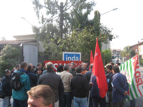 sciopero manifestazione inda caravate ottobre 2011