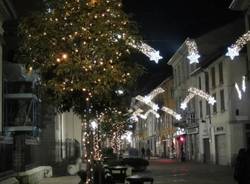 Busto illuminata dal Natale (inserita in galleria)