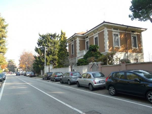 cascinetta corso cristoforo colombo gallarate (per gallerie fotografiche)