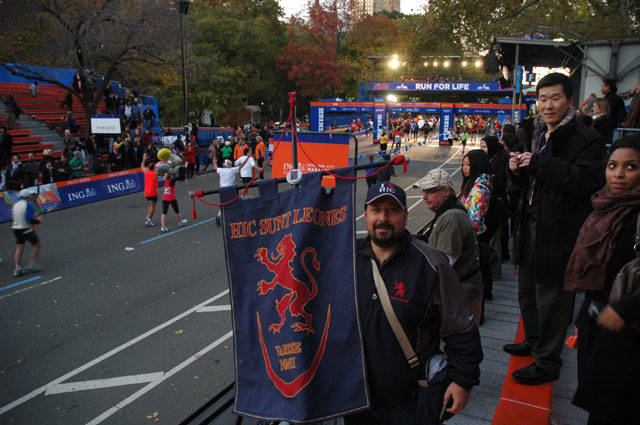new york maratona hic sunt leones 2011