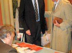 presentazione libro biografia dino meneghn novembre 2011