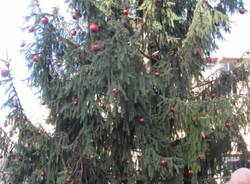 Albero di Natale "sobrio" (inserita in galleria)