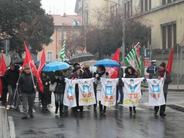 Corteo Anovo (inserita in galleria)