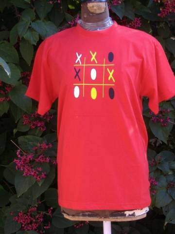 Felpe e t-shirt fuori di testa (inserita in galleria)