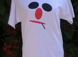 Felpe e t-shirt fuori di testa (inserita in galleria)