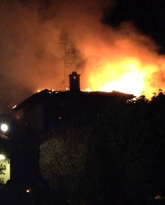 incendio galliate fuoco apertura
