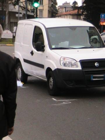 Incidente in via dei Mille (inserita in galleria)