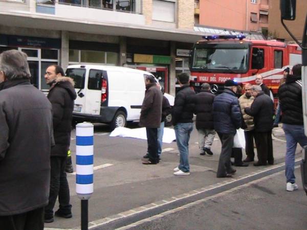 Incidente in via dei Mille (inserita in galleria)
