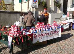 Mercatino della solidarietà a Brinzio (inserita in galleria)