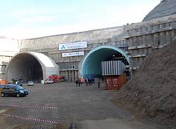 Messa nel tunnel di Pedemontana (inserita in galleria)