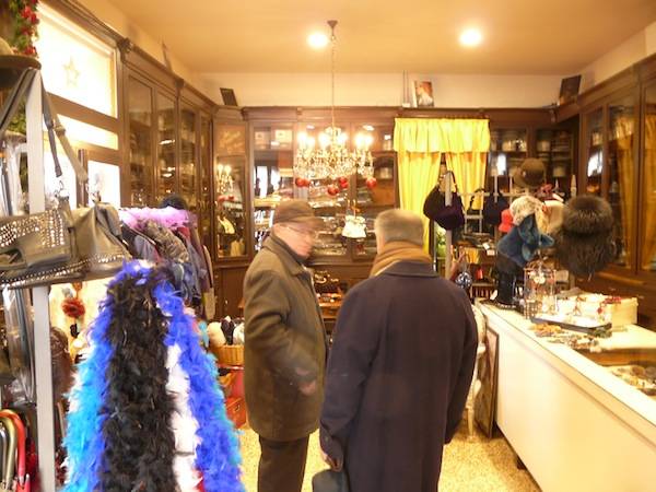 negozi gallarate 2011